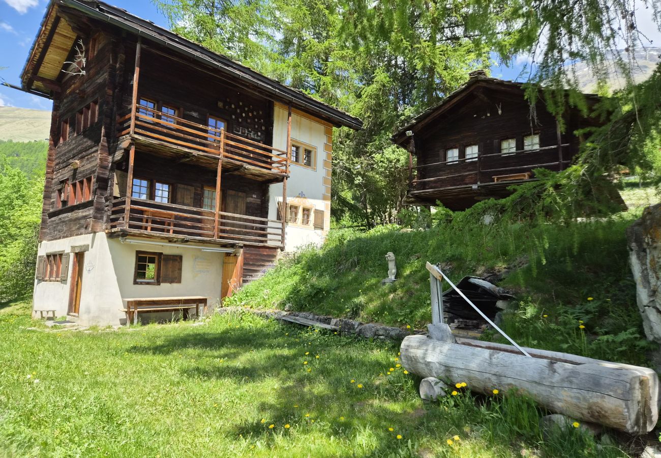 Chalet à La Sage - Chalet La Marmotte - 8 personnes